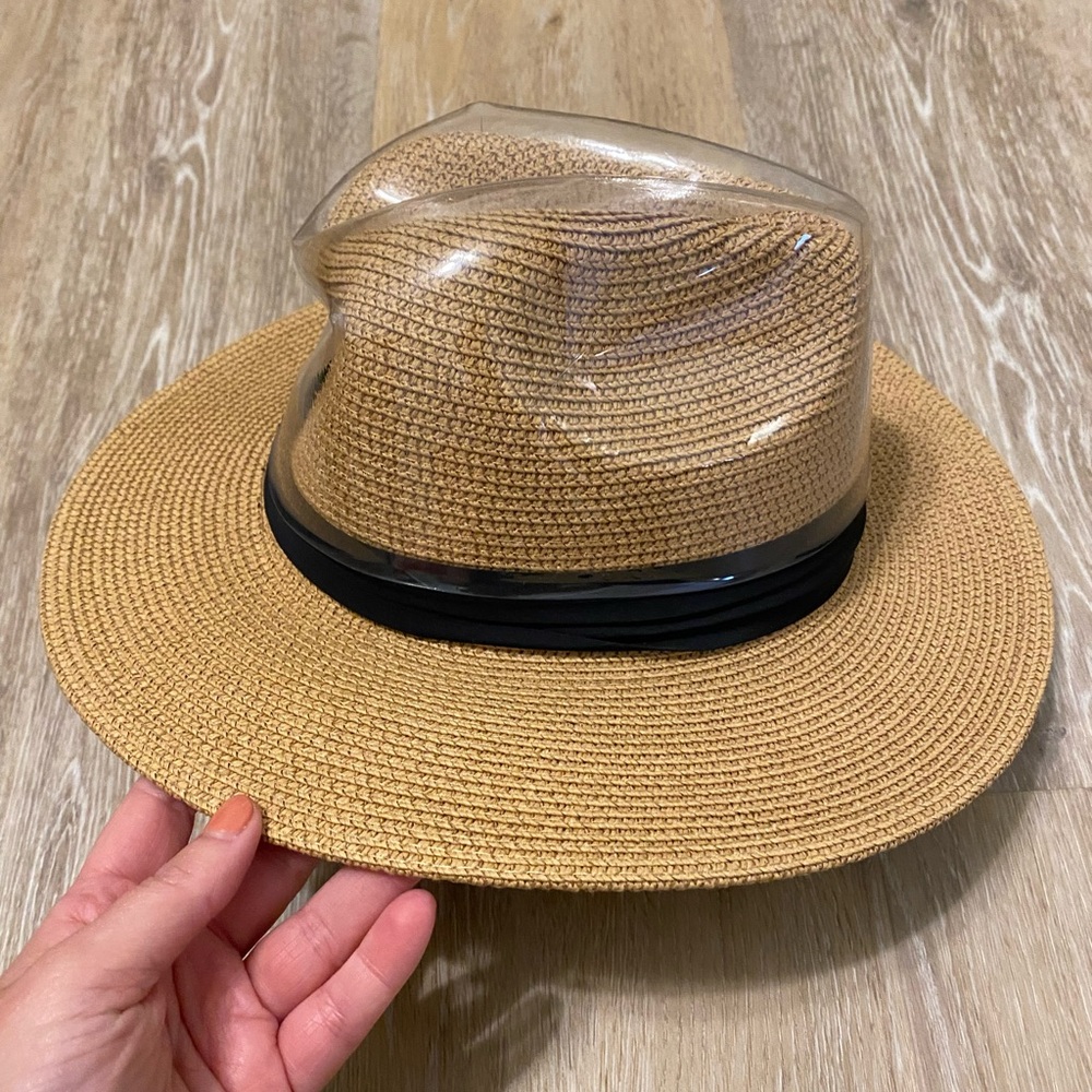 Women’s Tan Straw Hat with Black Band